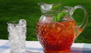 4 Easy Ways to Brew the Perfect Iced Tea